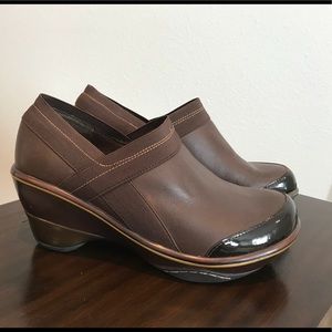 Jambi Sport Wedge Design slip on shoes - like new!